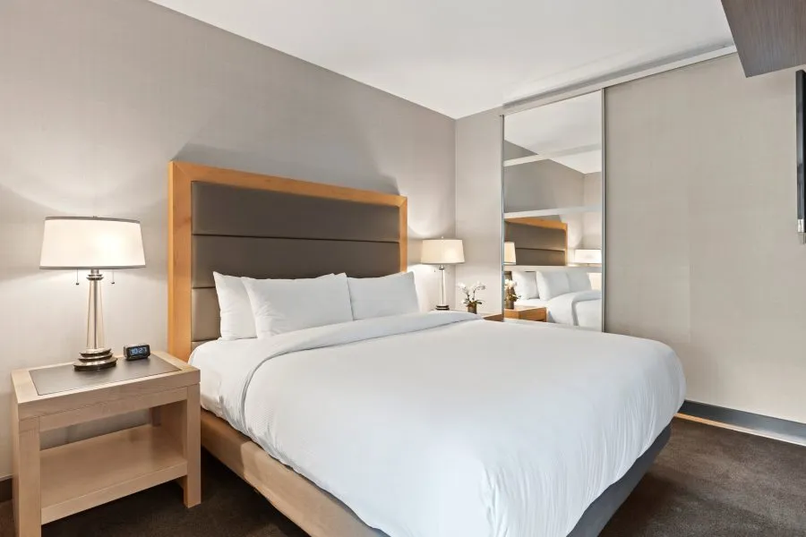 Jak wybrać dobry hotel w centrum Lublina?